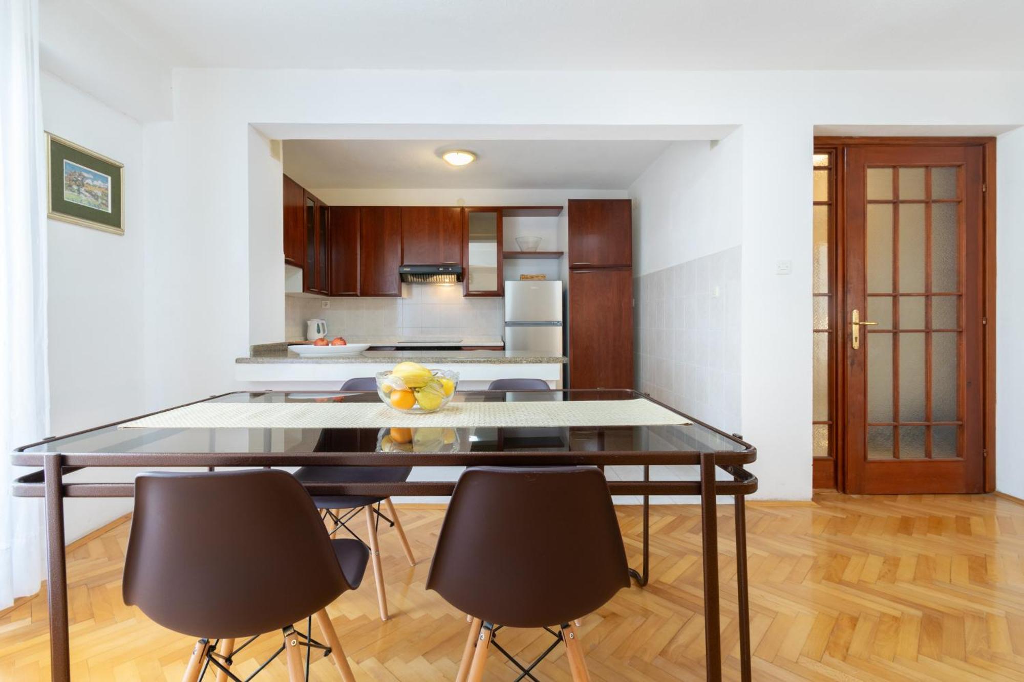 P&g Apartment Baška Voda
