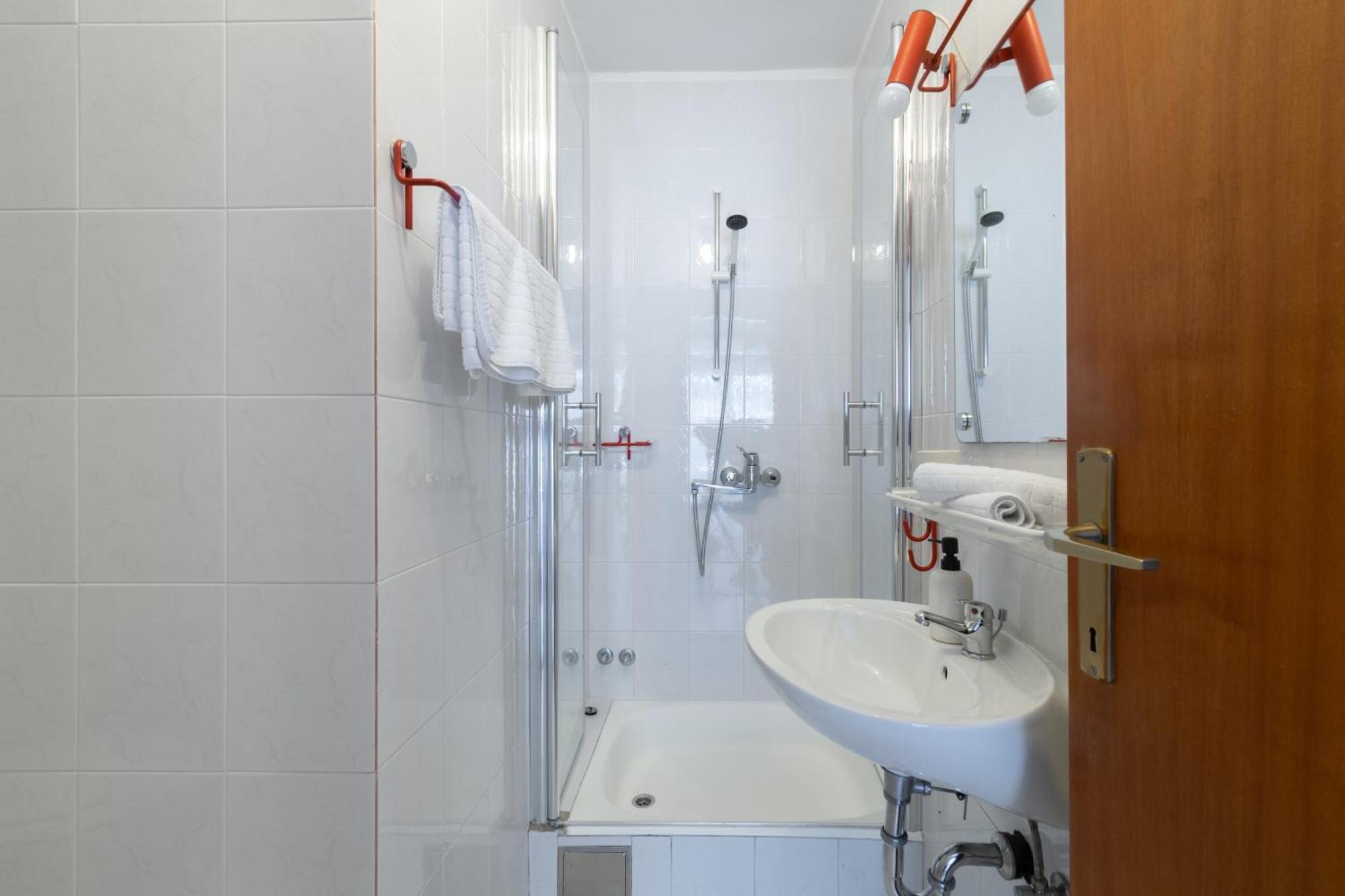Apartment P&g Baška Voda