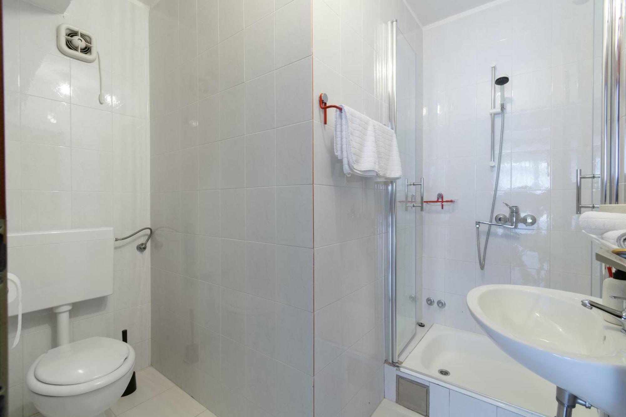 Apartment P&g Baška Voda